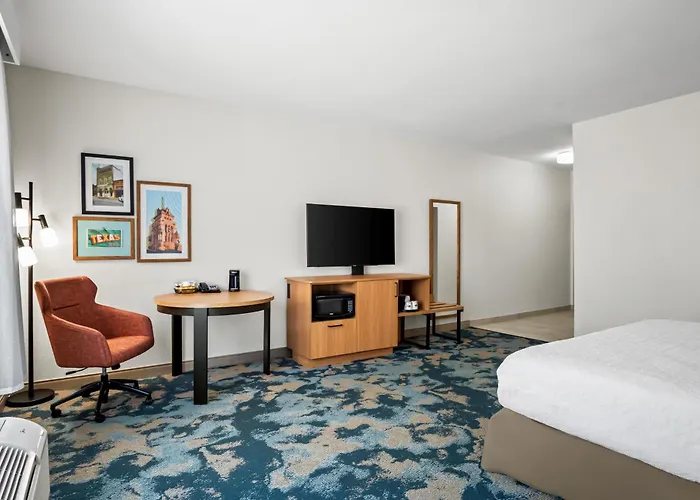 Hampton Inn And Suites Waxahachie