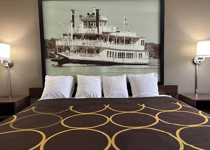 Amerivu Inn & Suites