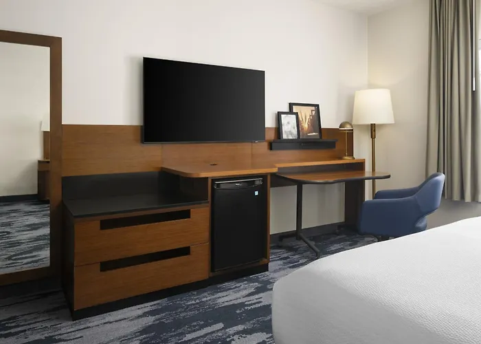 Fairfield Inn & Suites By Marriott Newark Liberty International Airport
