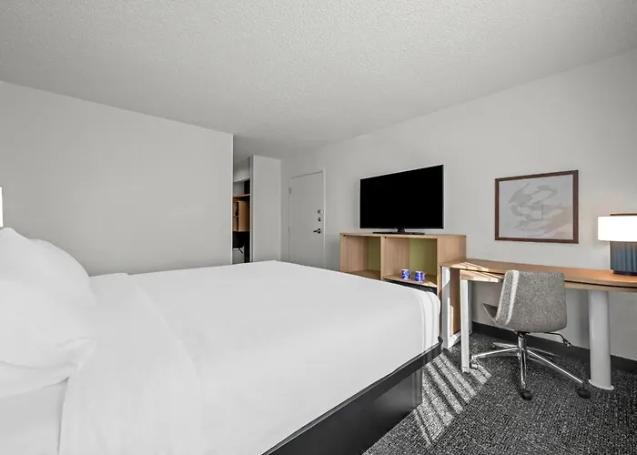 Spark By Hilton Cleveland Beachwood