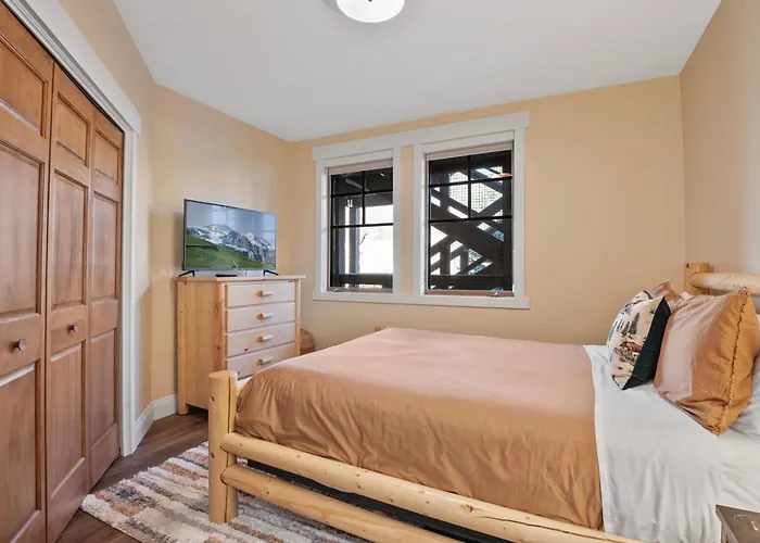 Town Point Condos By Park City Vacations