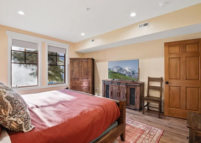 Town Point Condos By Park City Vacations