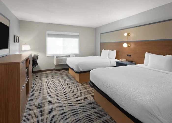 Americinn By Wyndham Douglas/Saugatuck