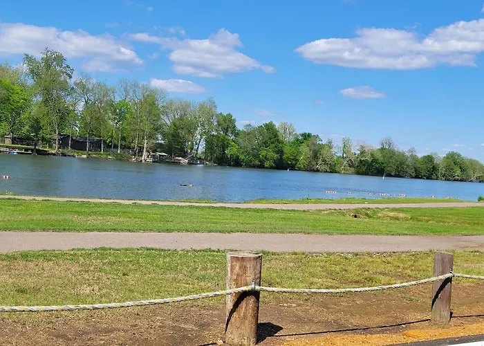 Close To Reelfoot Lake! Dog-Friendly Retreat