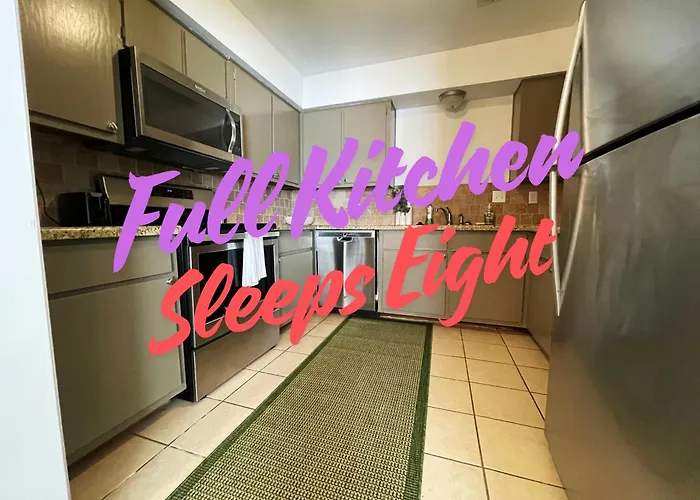 Best Location In Cs! Amazing Apartment