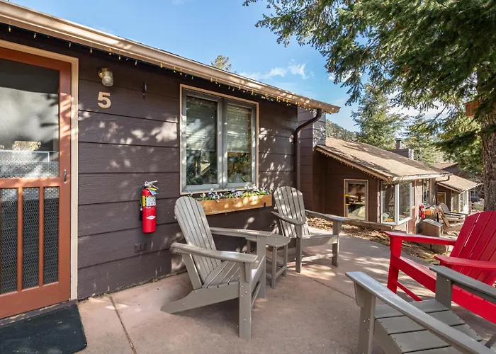 Mcgregor Mountain Lodge