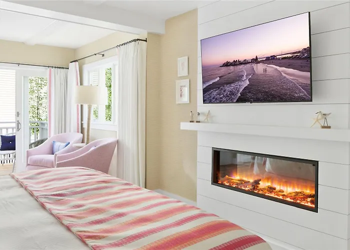 Tides Beach Club