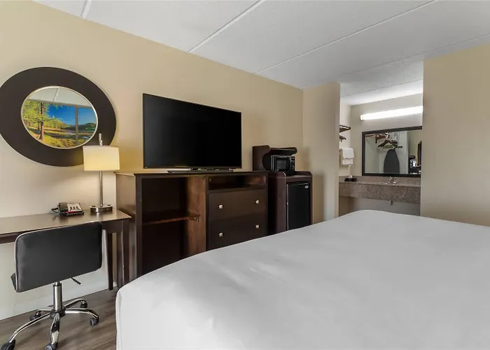 Clarion Pointe Kimball