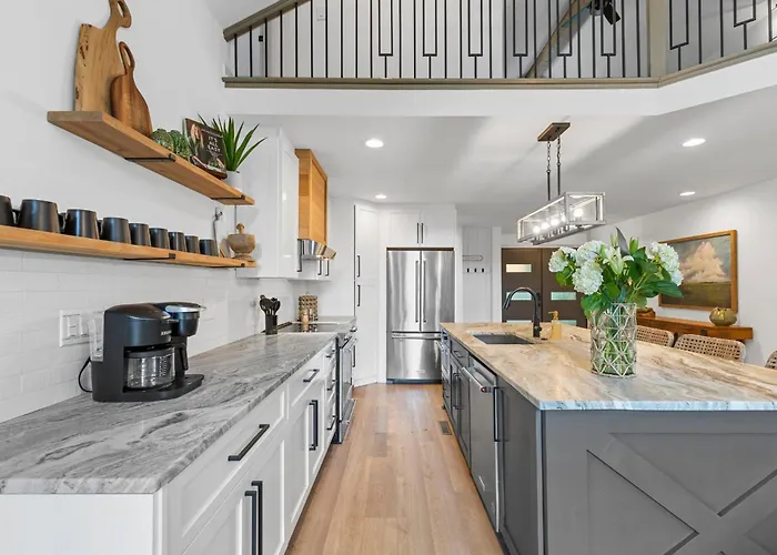 Niblick On Norman W/Heated Pool & Optional Boat Rental