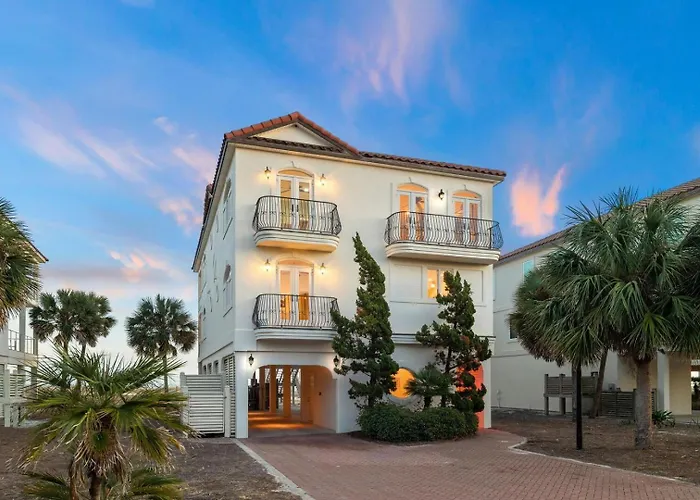 1St To The Beach-Sunset Beach-Beachfront-Pet Friendly-Hot Tub