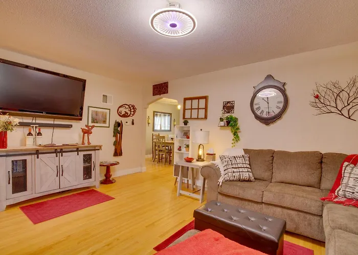 Harmony Home W/ Fire Pit: 5 Mi To Niagara Cave!