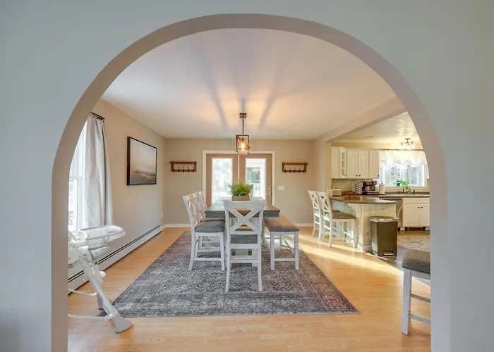 Spacious Eagle Lake Home W/ Fireplace & Deck