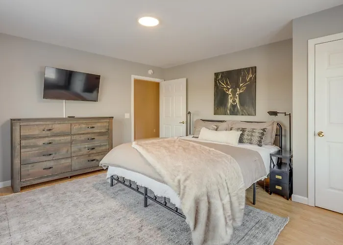 Spacious Eagle Lake Home W/ Fireplace & Deck