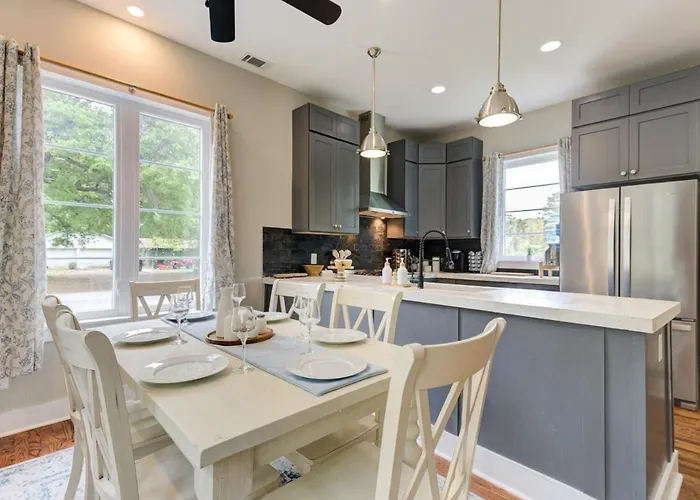 Hart Estates Family Friendly Island Retreat