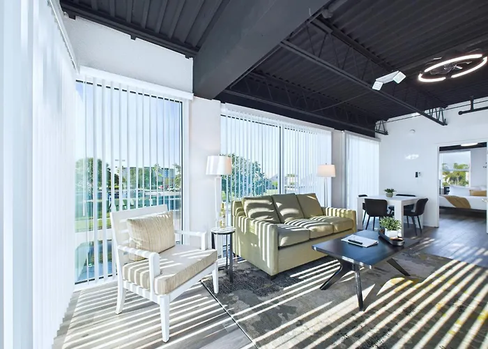 Rocket Launch View Loft Near Beach & Port-Unit 209