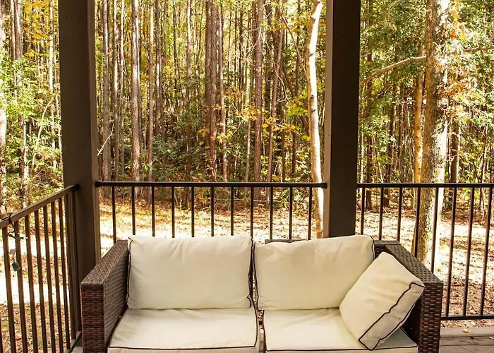 Tiny Home Lookout Mountain - Near Downtown & Falls
