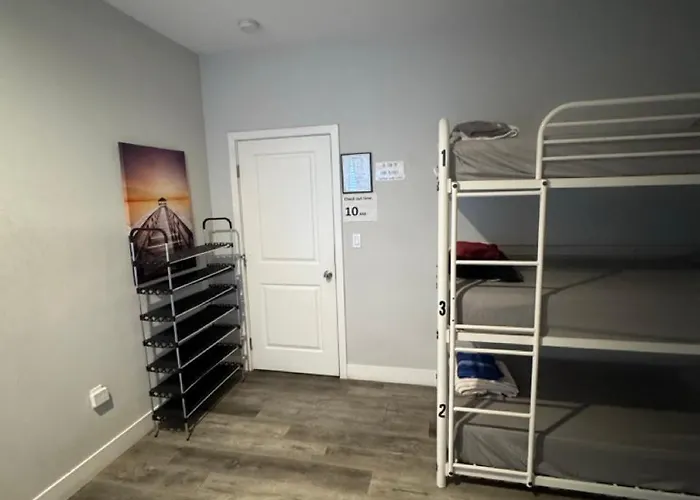 Pineapple Hostel