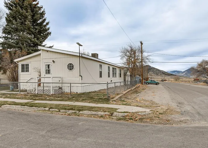 Ely Gem < 1/2 Mi To Nevada Northern Railway!