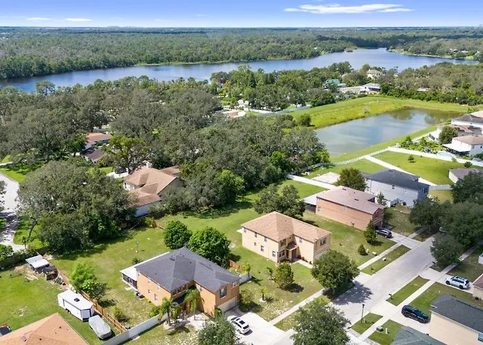 Remote Oasis - Wifi, Workspace, Near River