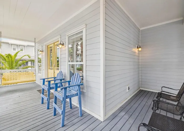 Tram-On-Time Main House By 30A Escapes