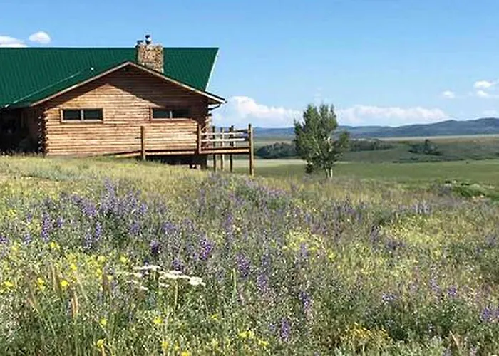 Cabin Rental For Large Groups Ideal For Colorado Glamping