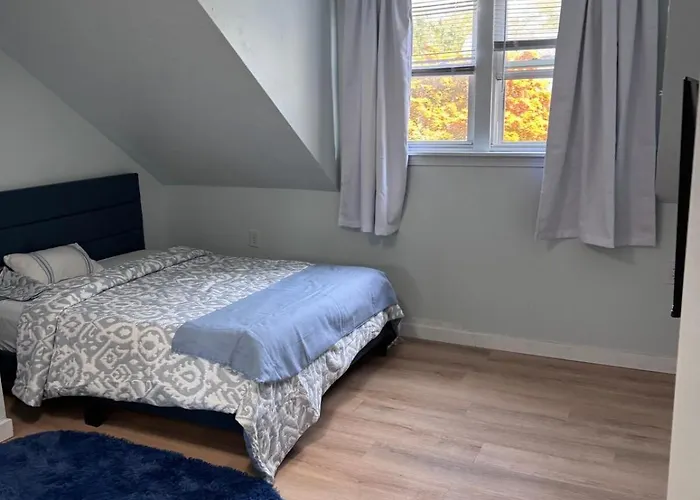 2 Bedroom Burncoat St Area