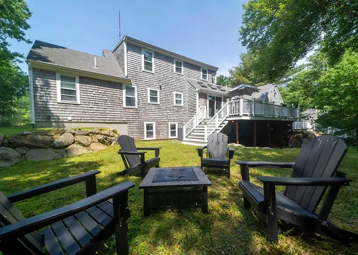 Falmouth Beach House: Bbq Bikes Family Fun & More