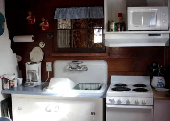 Secluded Cottage On East Ash Creek Near Fort Robinson State Park, Nebraska