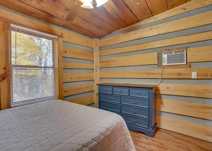 Access To Community Marina! Lake-View Murray Cabin