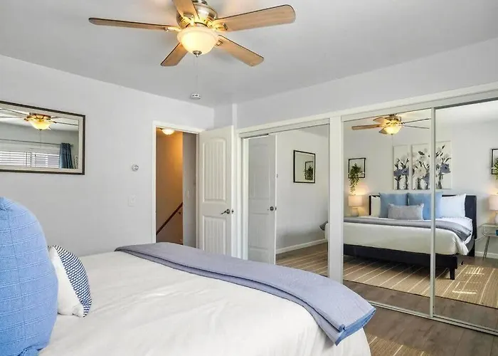 Inviting 2-Br Condo In The Heart Of Imperial Beach