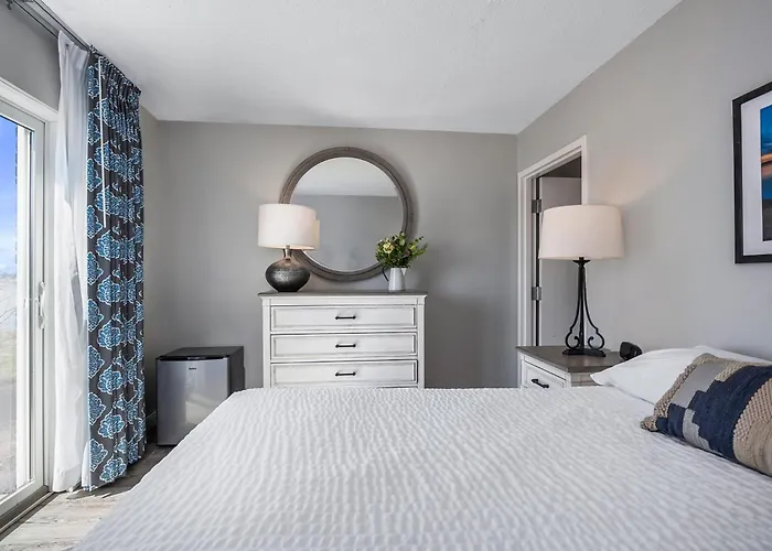 Top Floor Standard Suite Bay View Tbssbv