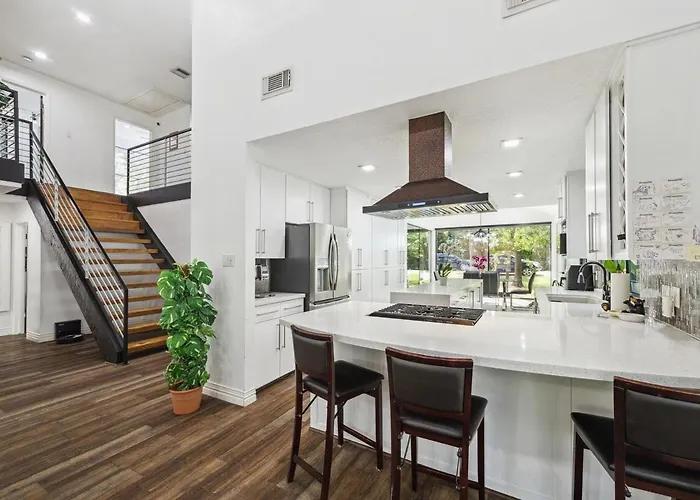 Luxury House In The Woodlands
