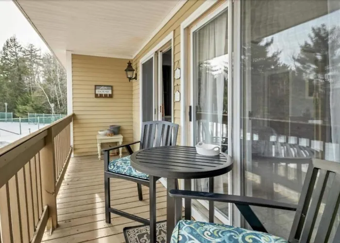 Cozy Lake Condo, Beach & Pool, Winnipesaukee