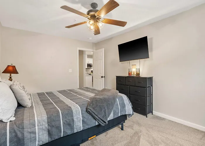 Restful Retreat - 2Bdr For 6