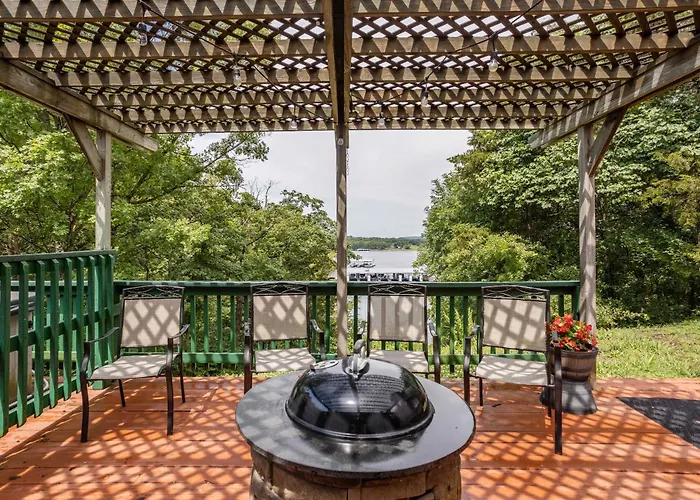 Table Rock Lake Cabin - Lake-Pool-Hot Tub