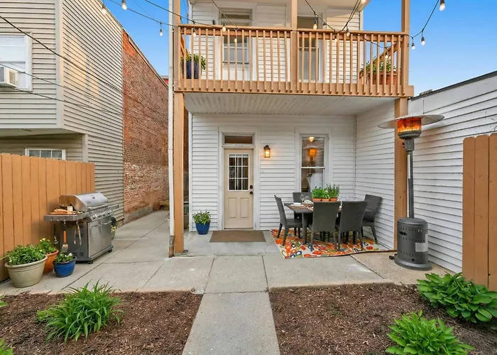Downtown Lancaster Luxury 4Br - Garage & Parking