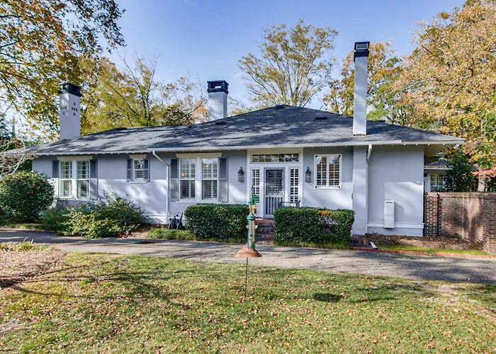 Walk To Coker University & Dtwn! Home W/ Game Room
