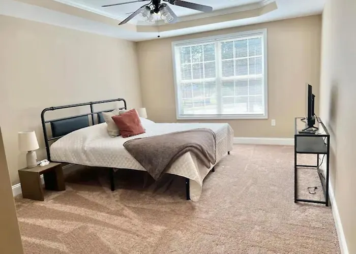 Cozy Home On Golf Course Near I75 And Bucee'S