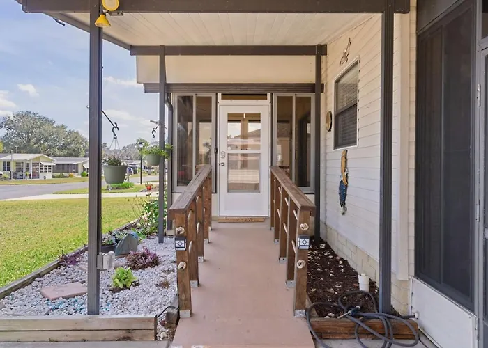 Villages Retreat, Pools, Dog Friendly