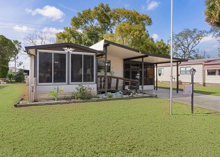 Villages Retreat, Pools, Dog Friendly