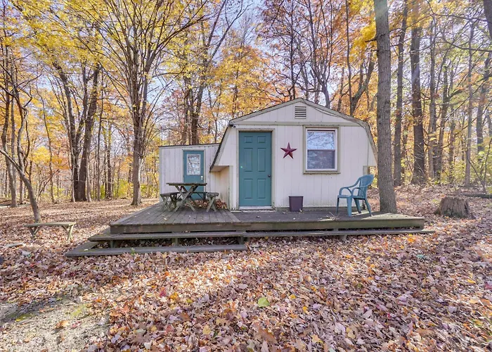 On-Site Trails, Pond! Rustic Harpers Ferry Cabin