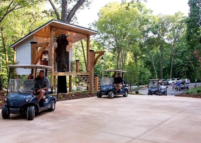Amazing Tented Cabin With Hot-Tub In Scottsboro, Alabama