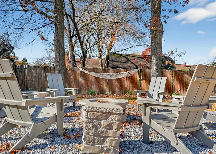 4Br House Mins To Downtown Annapolis With Firepit, Basement Bar, & Sleeps 12