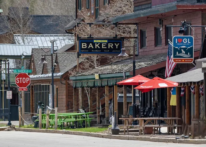 Cozy Grand Lake Hideaway Walk To Lake And Restaurants