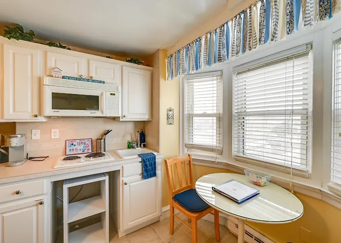 Walkable Ocean City Studio, Extended Stays
