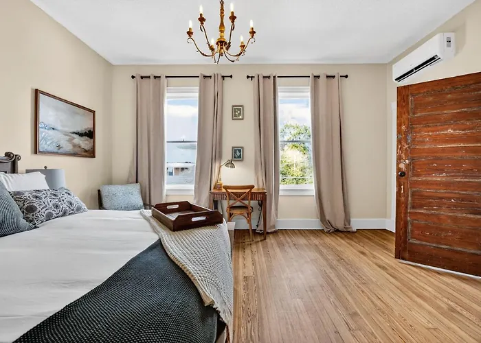 Midtown Macon Suite With Private Parking