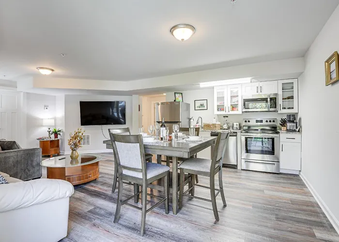 Suburban Comfort In Bowie! Apartment W/ Patio