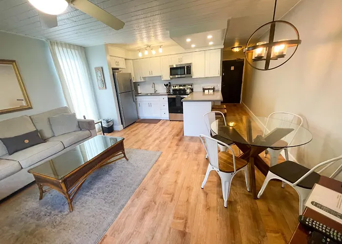Waiohuli Beach Hale D-114 Oceanfront Complex With Garden View, Steps To Beach