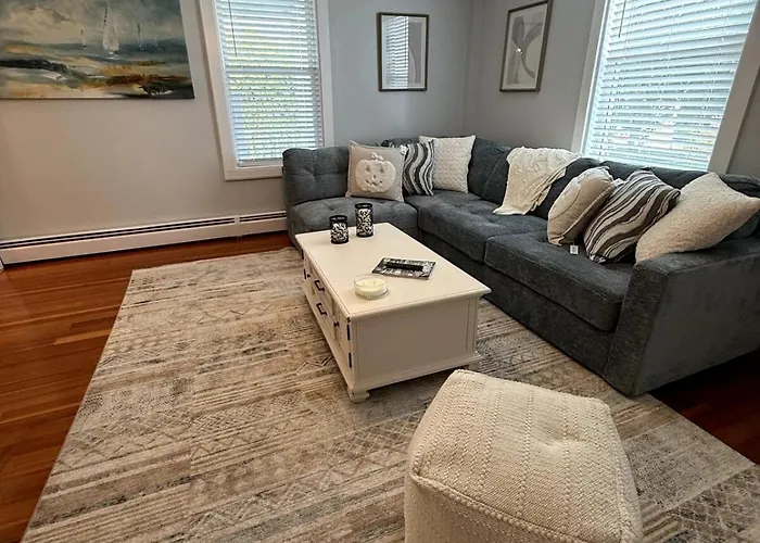 Bright 2Br By The Beach & Near Historic Salem