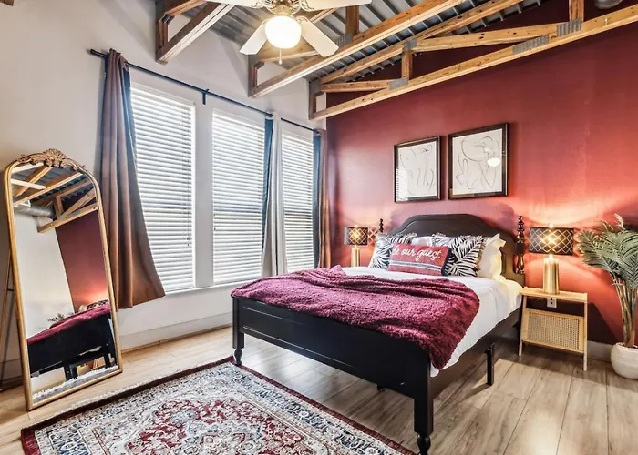The Zircon 2Bd Unique Style In The Heart Of Fortworth